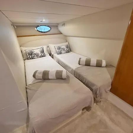 A Bordo De Un Barco En La Costa Del Sol * Marbella